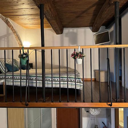 Appartement Bon Bon à Asti Extérieur photo
