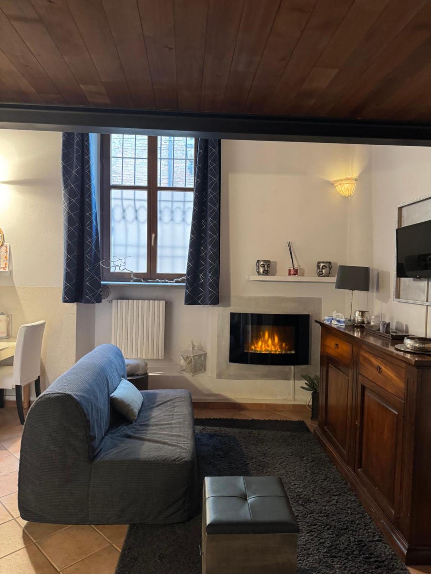 Appartement Bon Bon à Asti Extérieur photo